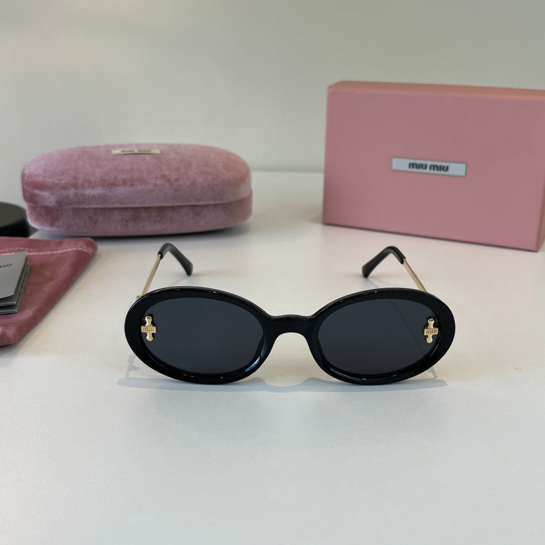 Miu Miu Fashion Silver Lens Sunglasses for Men & Women - 487600 - detail image 2