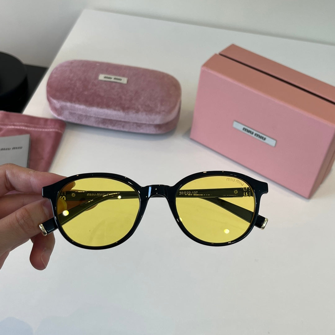 Miu Miu Fashion Gold Lens Sunglasses for Men & Women - 449804 - detail image 6