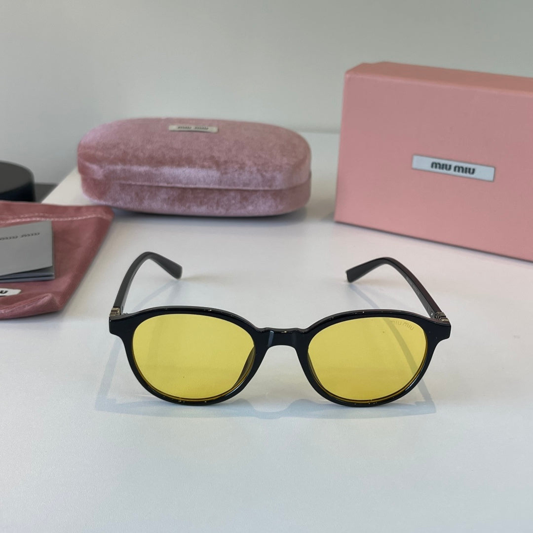 Miu Miu Fashion Gold Lens Sunglasses for Men & Women - 416179 - detail image 2