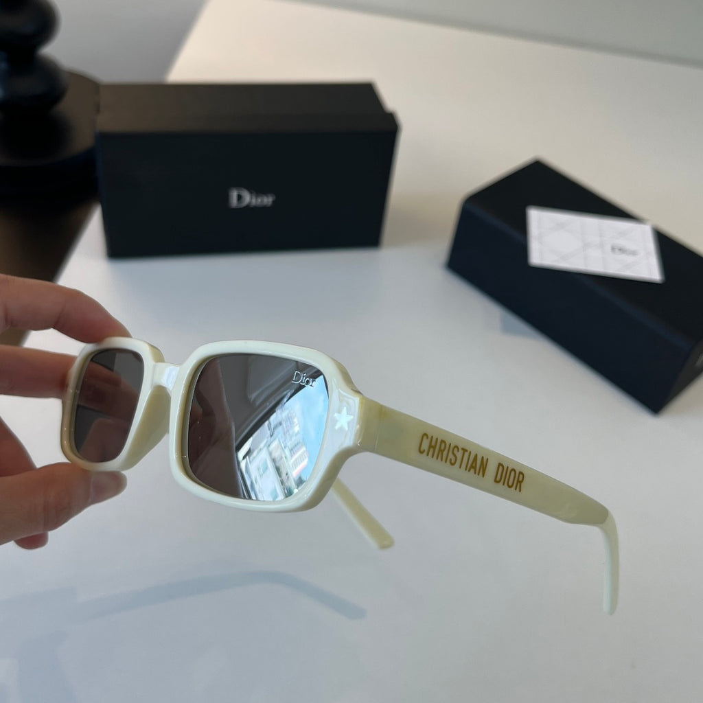 Dior Fashion Silver Lens Sunglasses for Men & Women - 486742 - detail image 4
