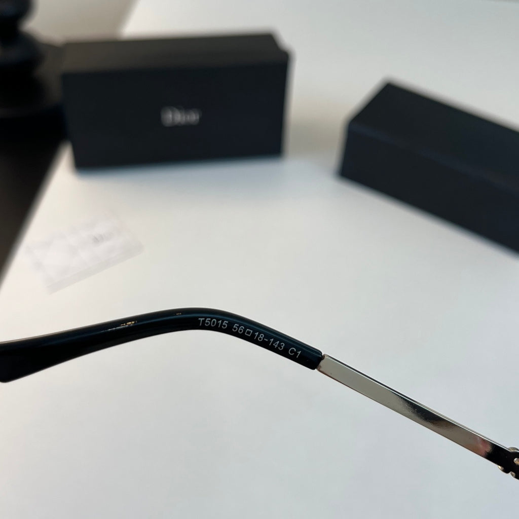 Dior Fashion Black Lens Sunglasses for Men & Women - detail image 9