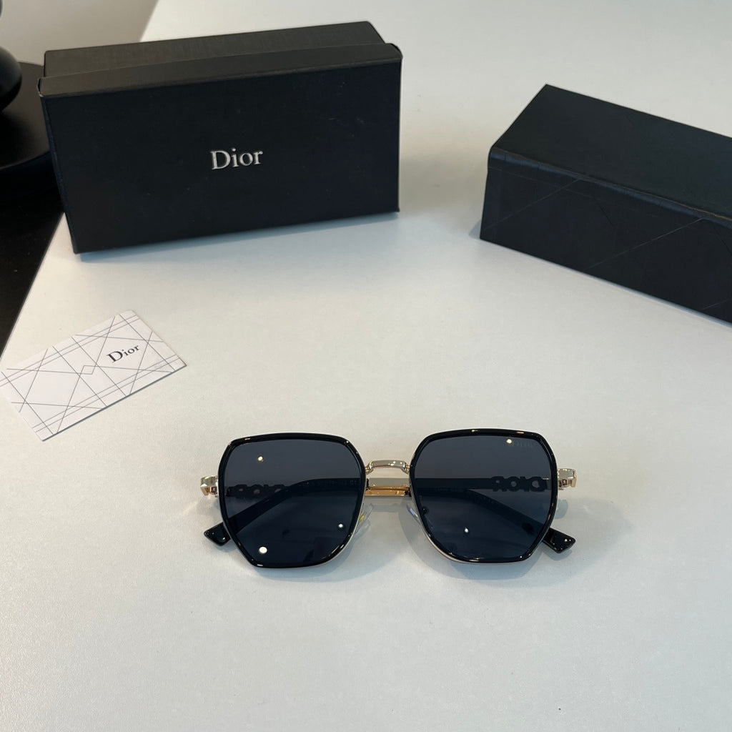 Dior Fashion Black Lens Sunglasses for Men & Women - detail image 4