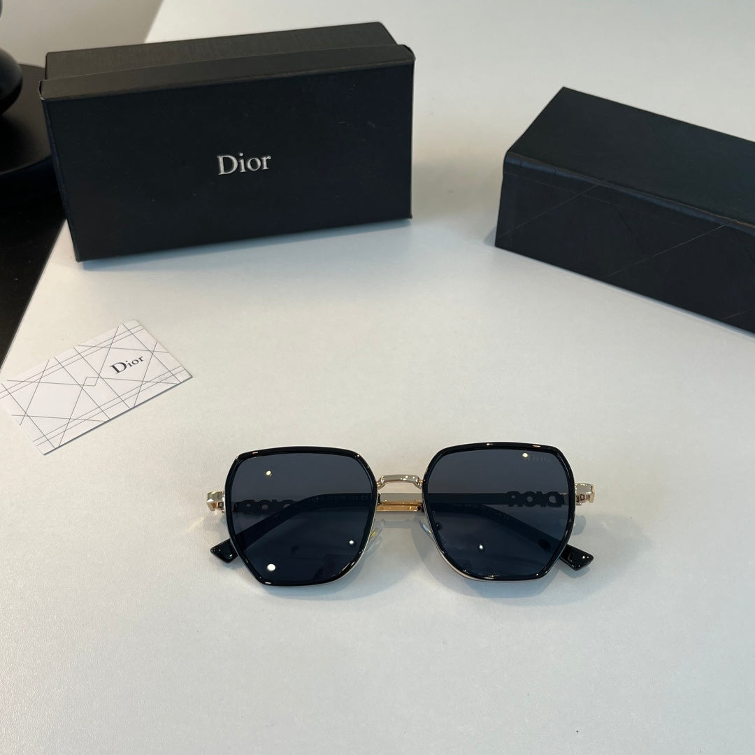 Dior Fashion Black Lens Sunglasses for Men & Women - 398720 - detail image 4