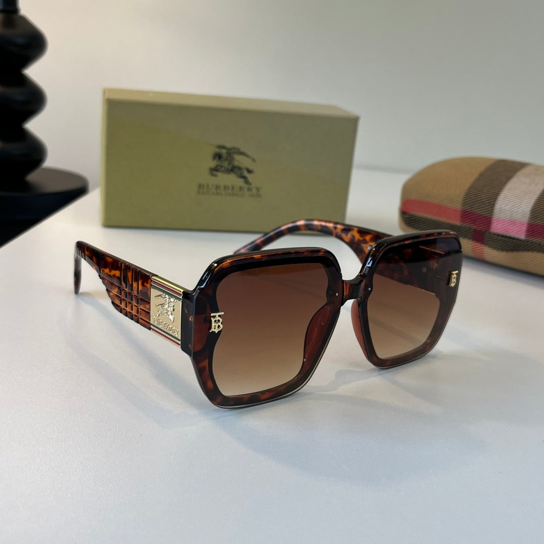 Burberry Fashion Black Lens Sunglasses for Men & Women - 465965