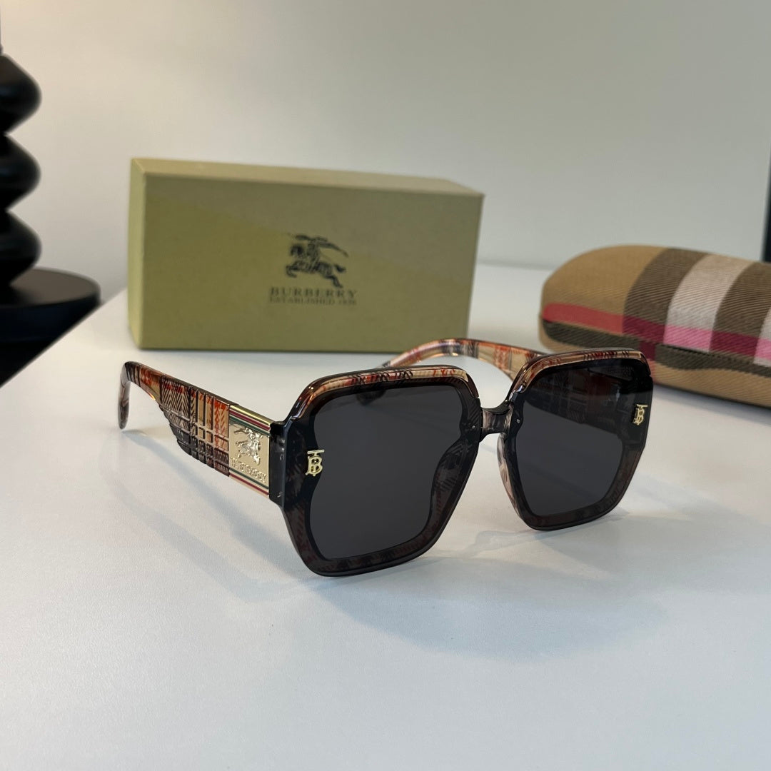 Burberry Fashion Black Lens Sunglasses for Men & Women - 465966