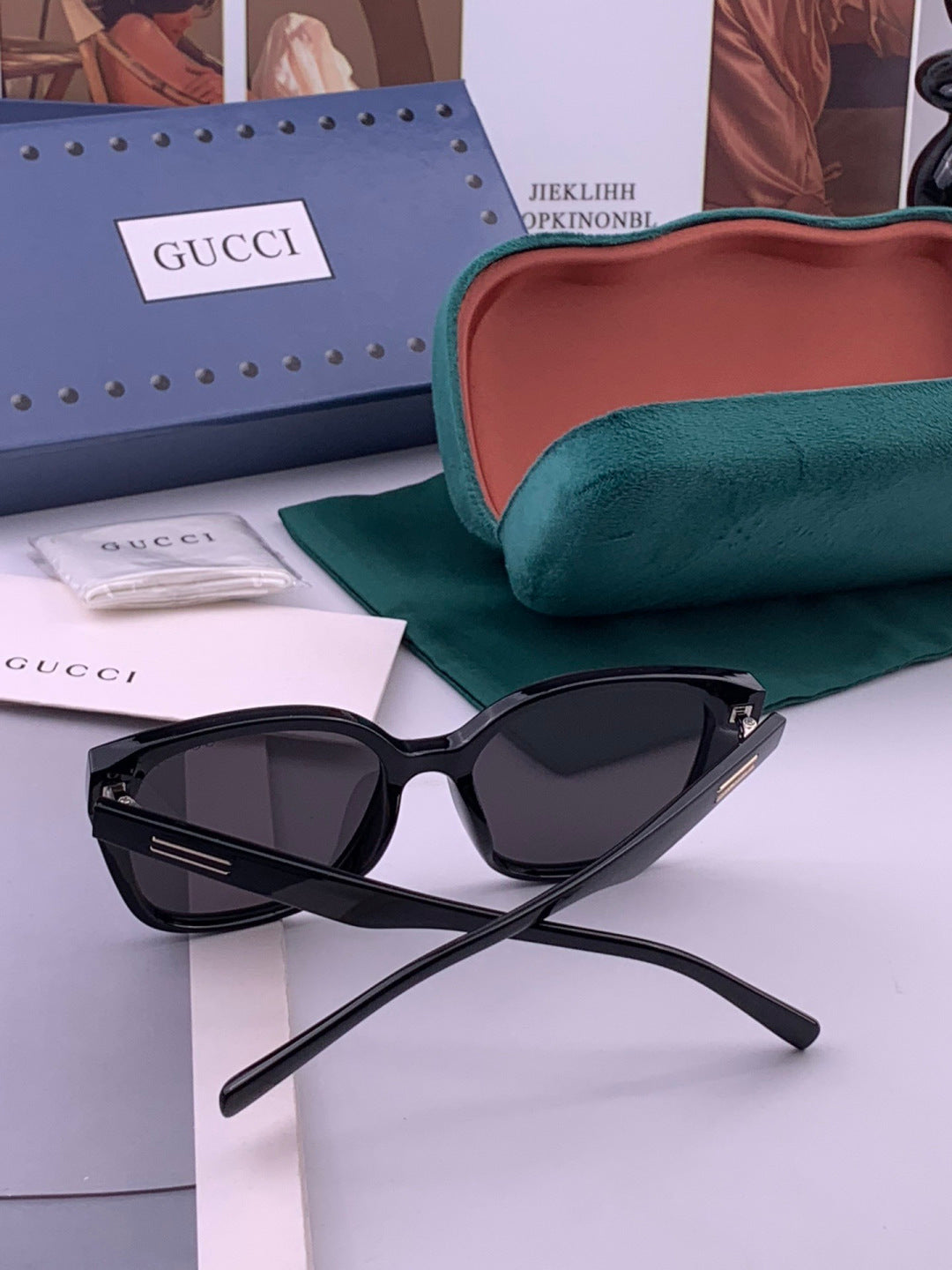 Gucci G77726 Polarized Square Black Lens Sunglasses for Men & Women - 357906 - detail image 4