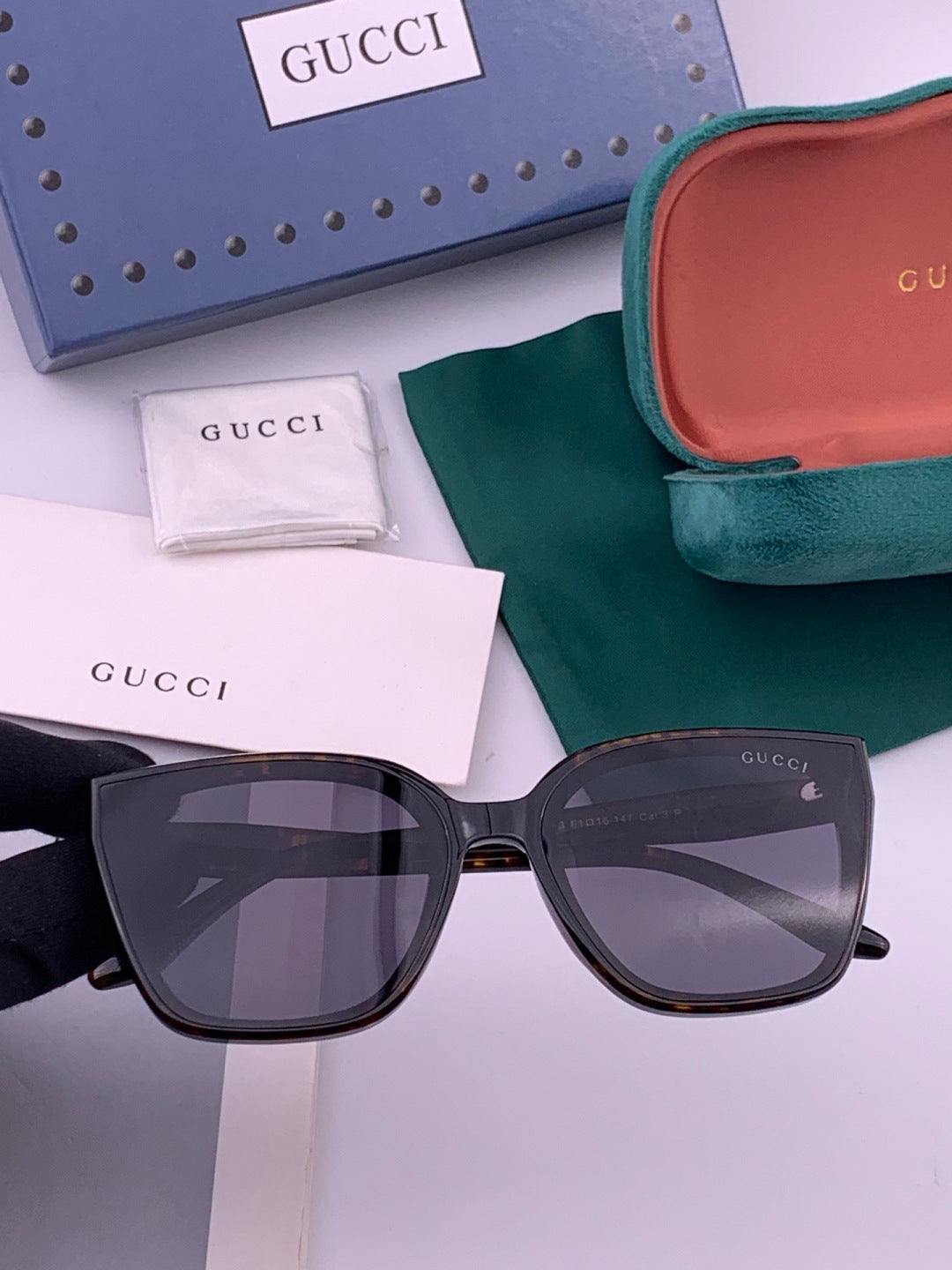 Gucci G07726 Polarized Square Black Lens Sunglasses for Men & Women - 357907