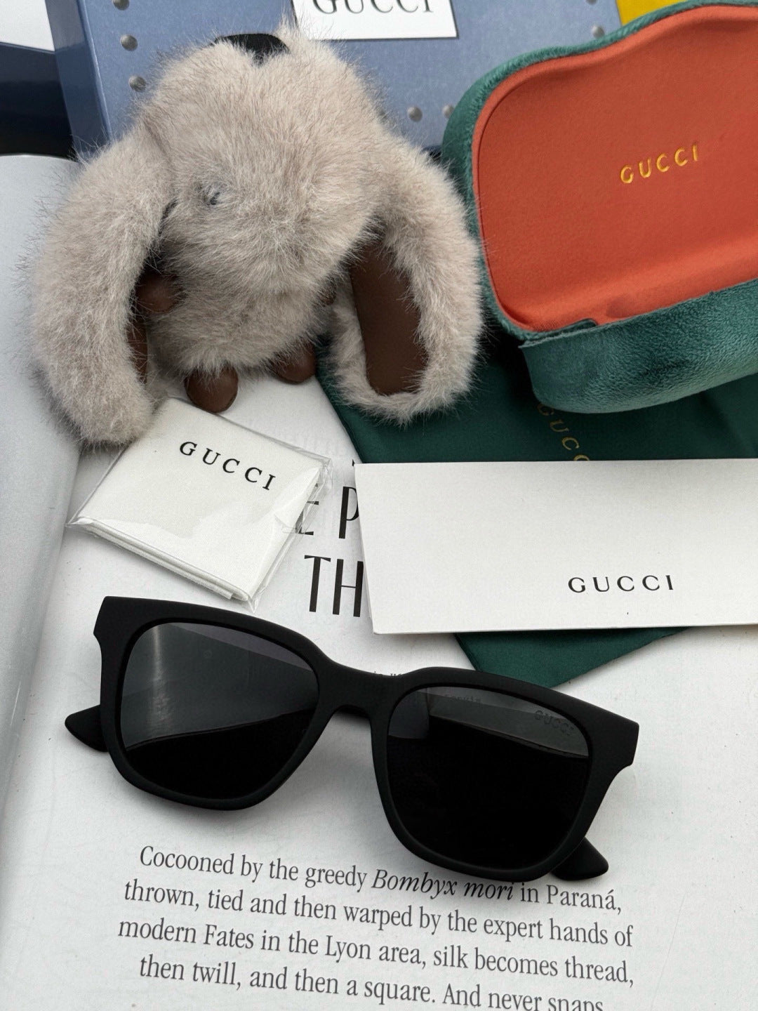 Gucci G7510 Square Gold Lens Sunglasses for Men & Women - 357848 - detail image 3