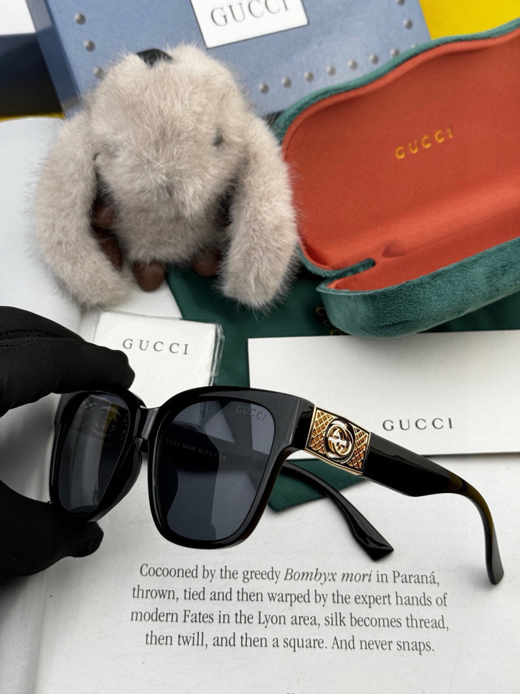 Gucci G35804 Square Gold Lens Sunglasses for Men & Women - 357849 - detail image 3
