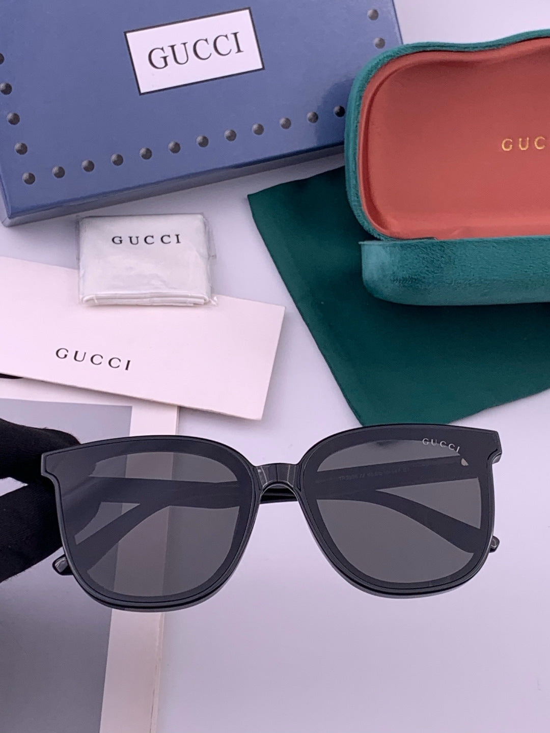 Gucci G6233 Polarized Square Gold Lens Sunglasses for Men & Women - 357818