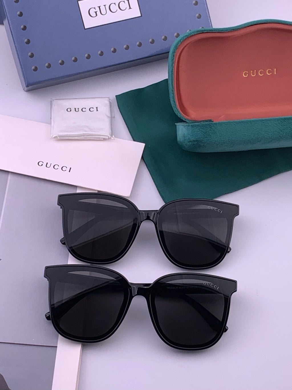 Gucci G6233 Polarized Square Gold Lens Sunglasses for Men & Women - 357818 - detail image 7