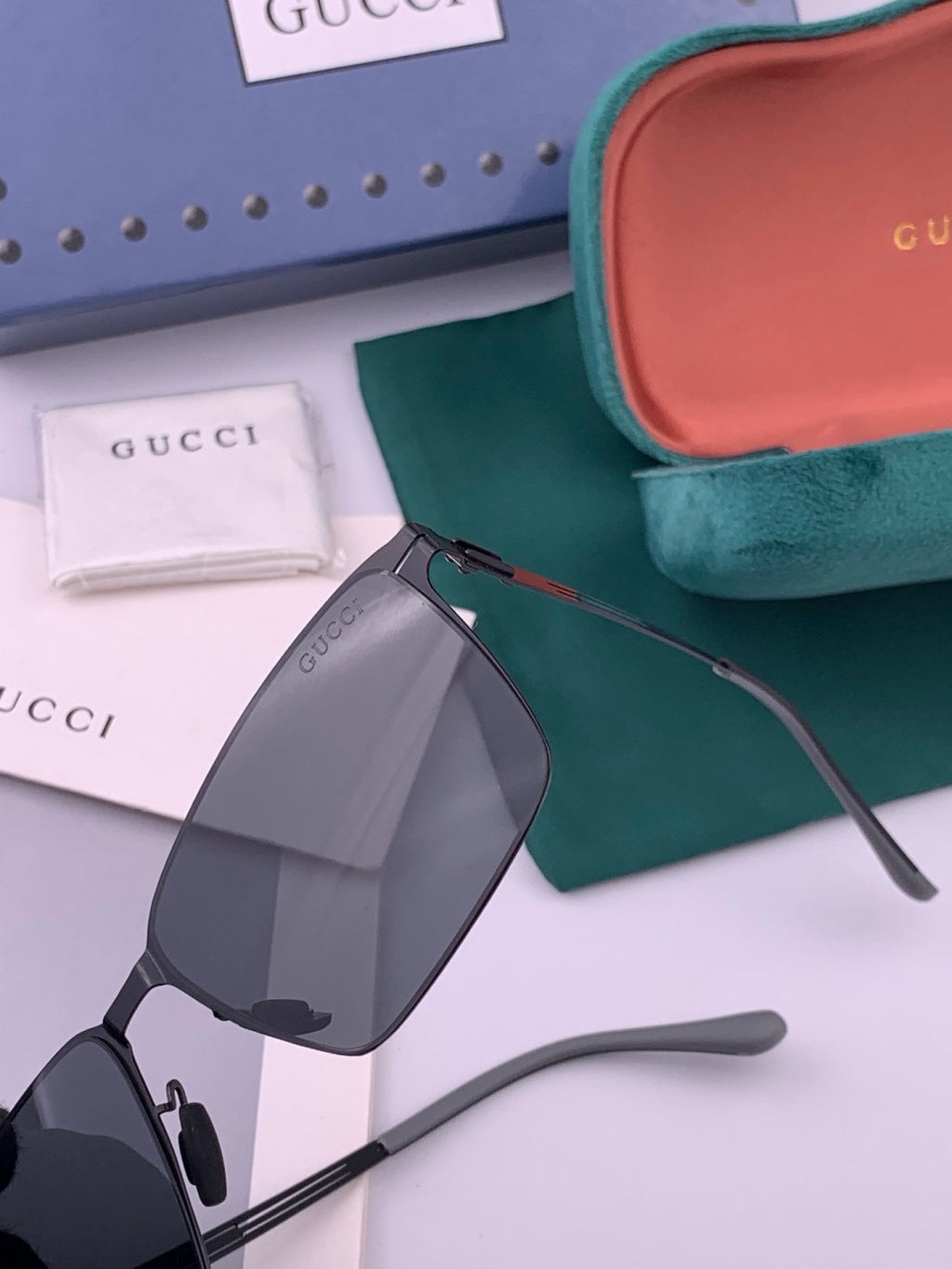 Gucci G2882 Fashion Pink Lens Sunglasses for Men & Women - 357829 - detail image 3