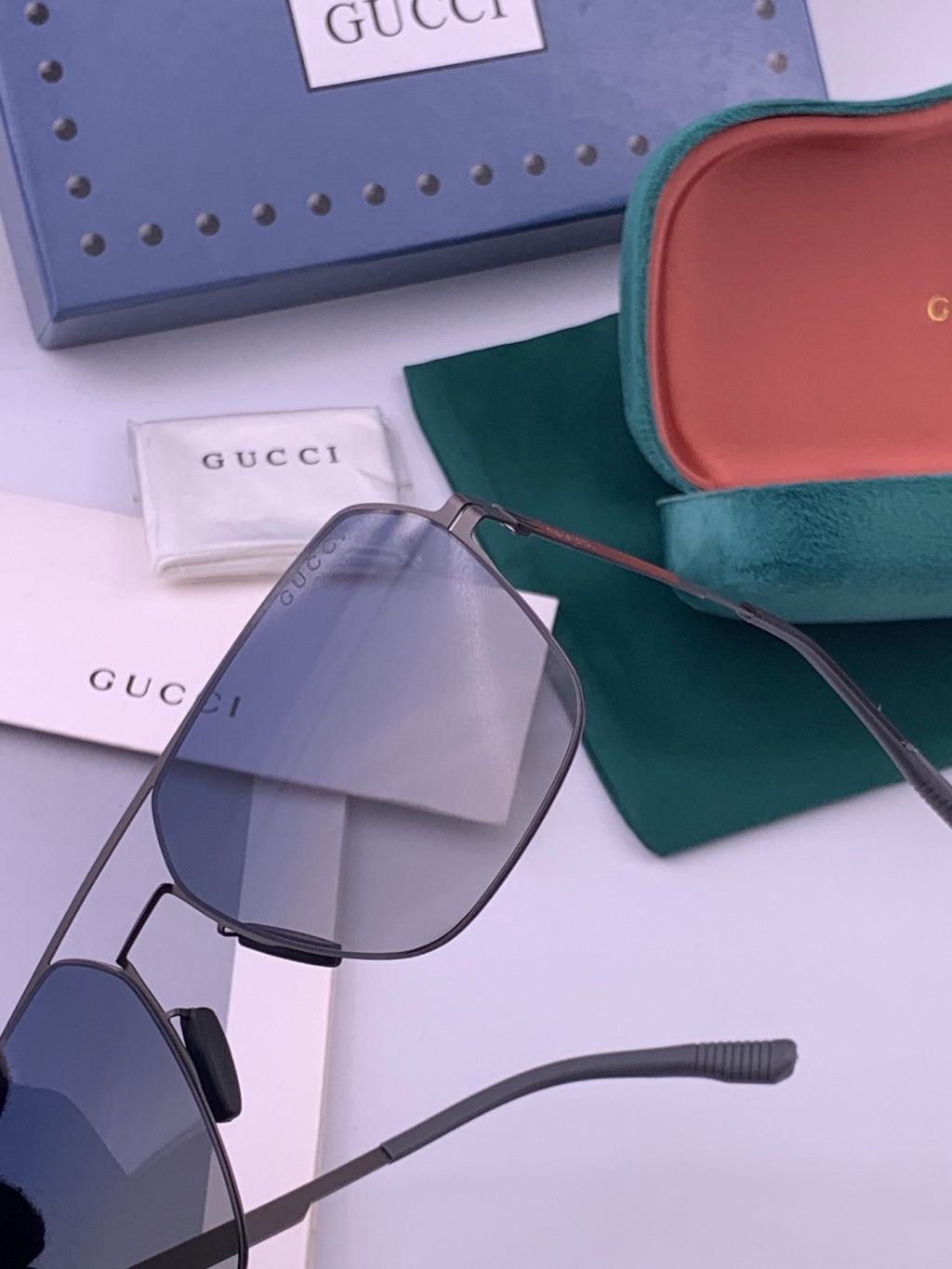 Gucci G711 Polarized Fashion Brown Lens Sunglasses for Men & Women - 357840 - detail image 3