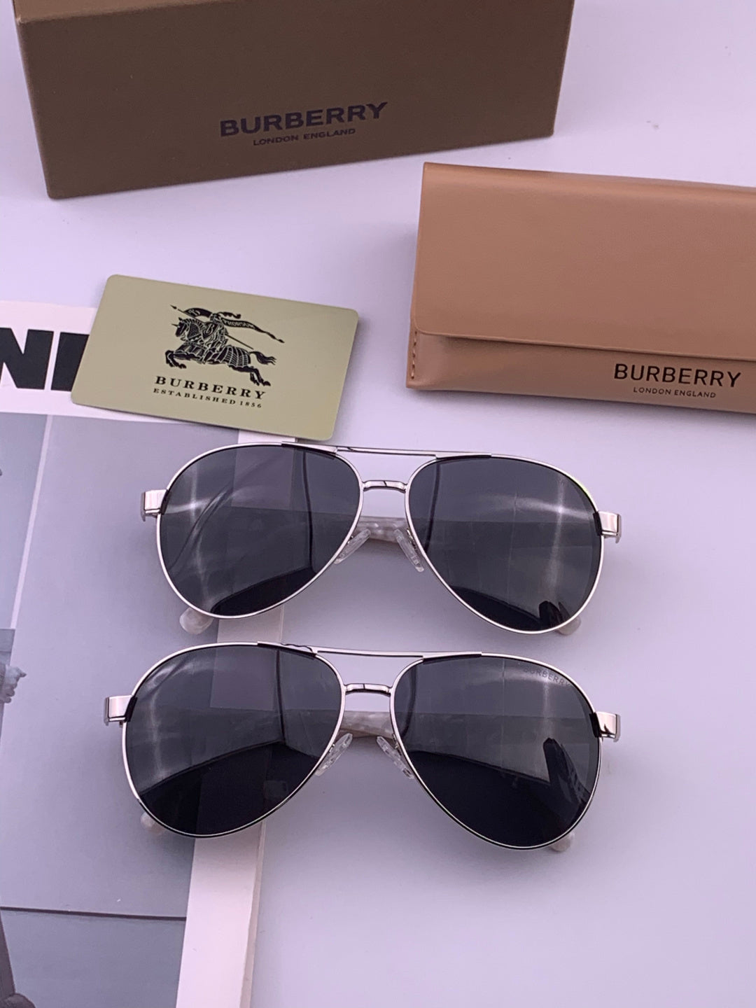 Burberry B880667 Aviator Gold Lens Sunglasses for Men - 358625 - detail image 6