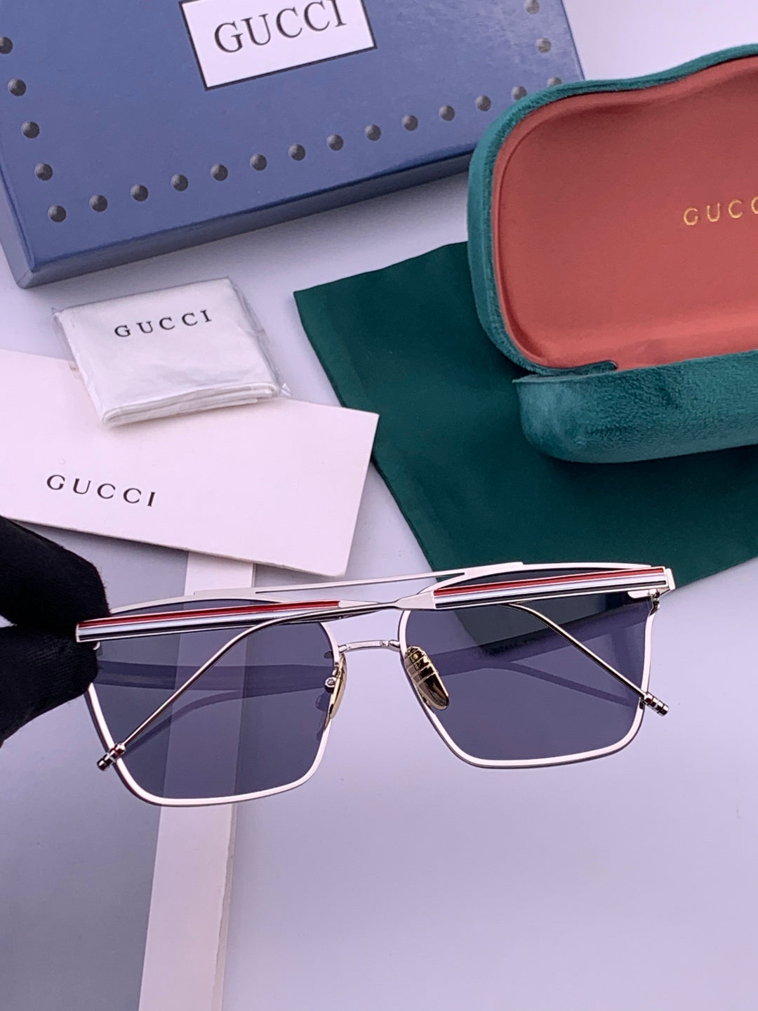 Gucci G3081 Polarized Aviator Gold Lens Sunglasses for Men & Women - 357786 - detail image 6