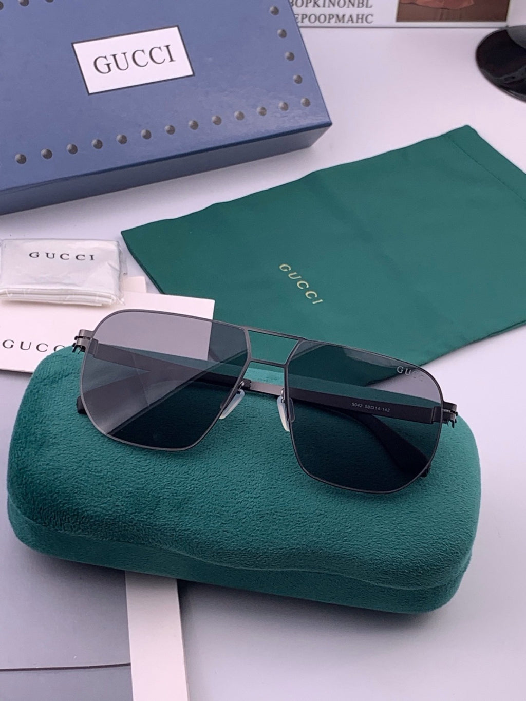 Gucci G2504 Fashion Black Lens Sunglasses for Men & Women - 371628 - detail image 8