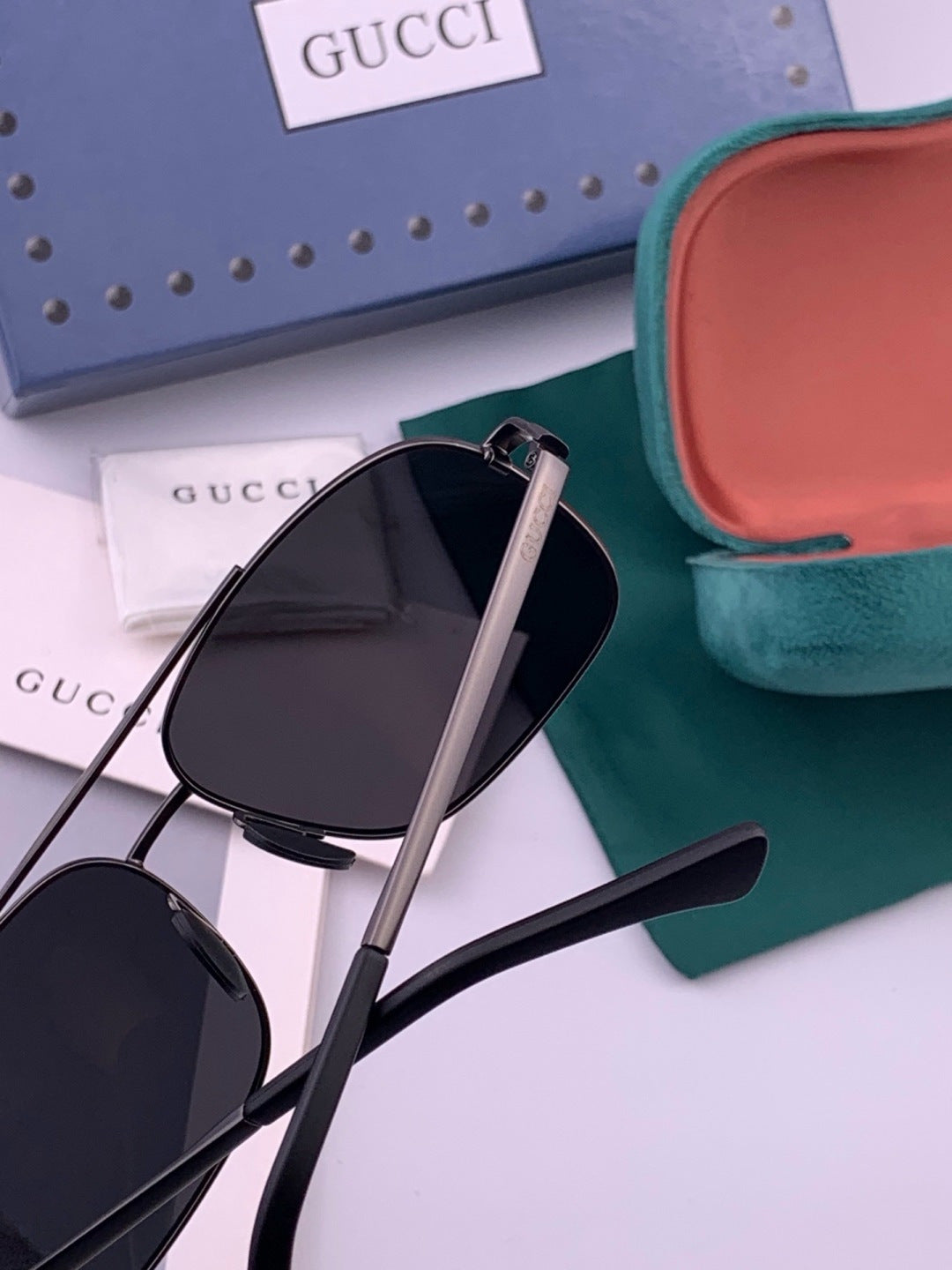 Gucci G080666 Polarized Aviator Gold Lens Sunglasses for Men & Women - 371571 - detail image 5