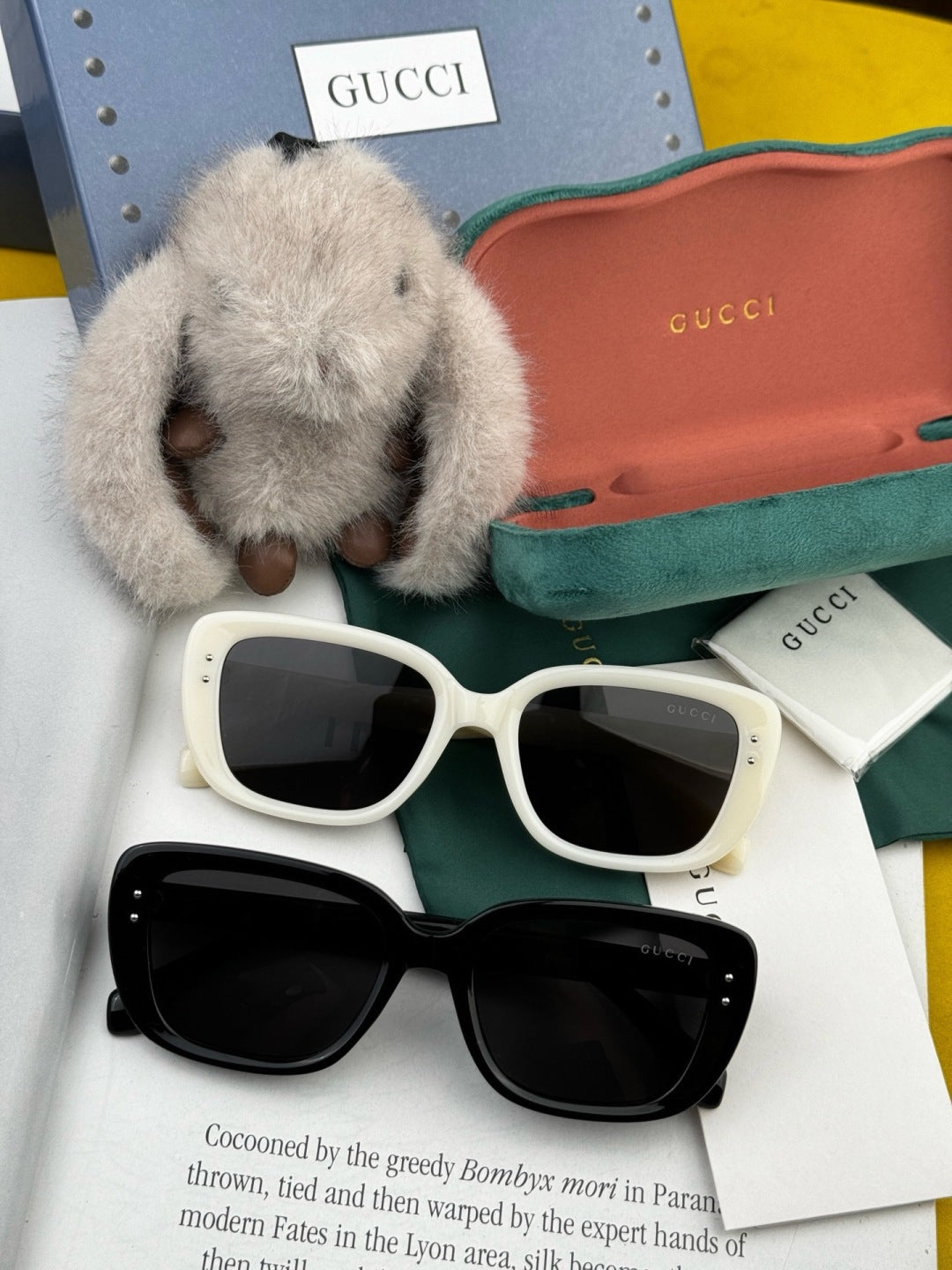 Gucci G5906 Polarized Square Black Lens Sunglasses for Men & Women - 371468 - detail image 5