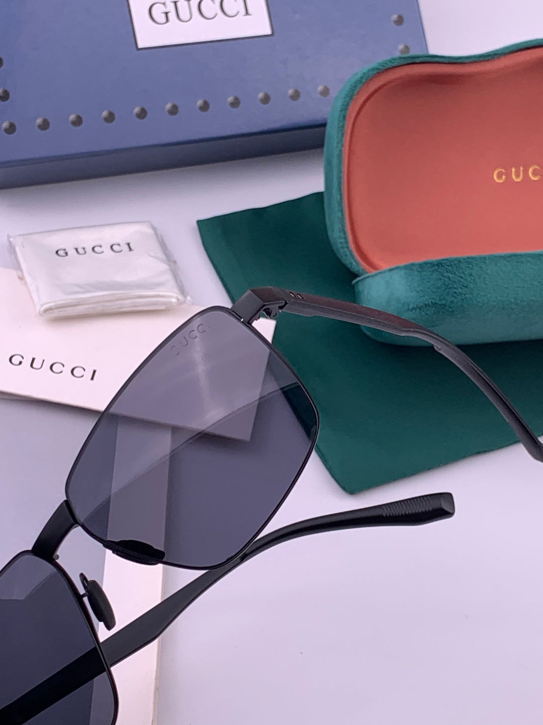 Gucci G7226 Polarized Aviator Gold Lens Sunglasses for Men - 371660 - detail image 3
