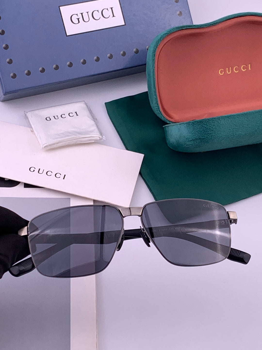 Gucci G7226 Polarized Aviator Gold Lens Sunglasses for Men - 371661