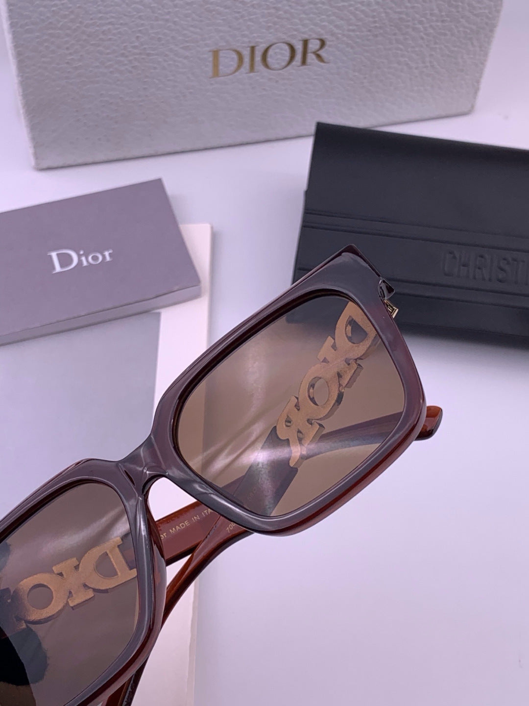 Dior D77000 Fashion Black Lens Sunglasses for Men & Women - 371965 - detail image 5