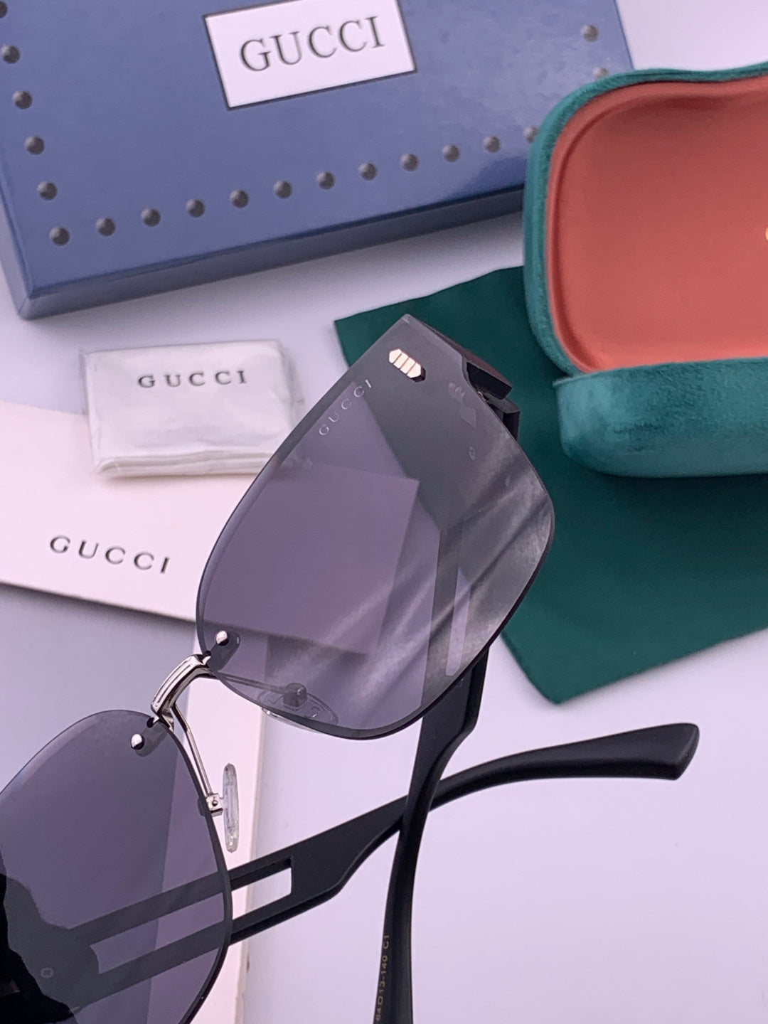 Gucci G3101 Square Brown Lens Sunglasses for Men & Women - 371552 - detail image 5