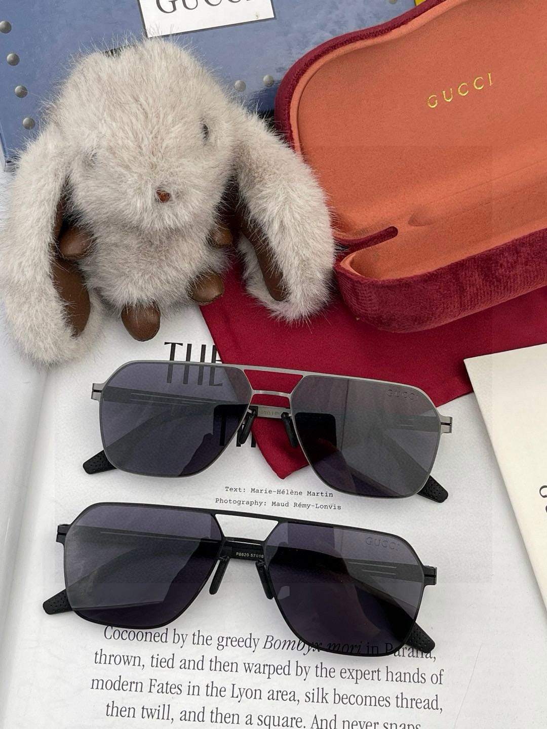 Gucci G0862 Fashion Gold Lens Sunglasses for Men & Women - 371527 - detail image 7