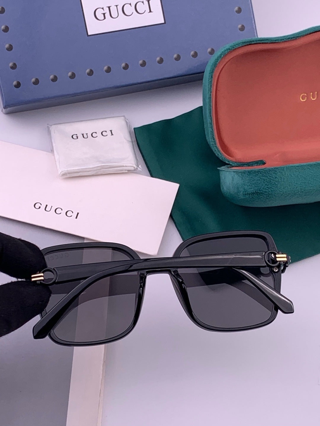 Gucci G9223 Polarized Square Black Lens Sunglasses for Men & Women - 371522 - detail image 2