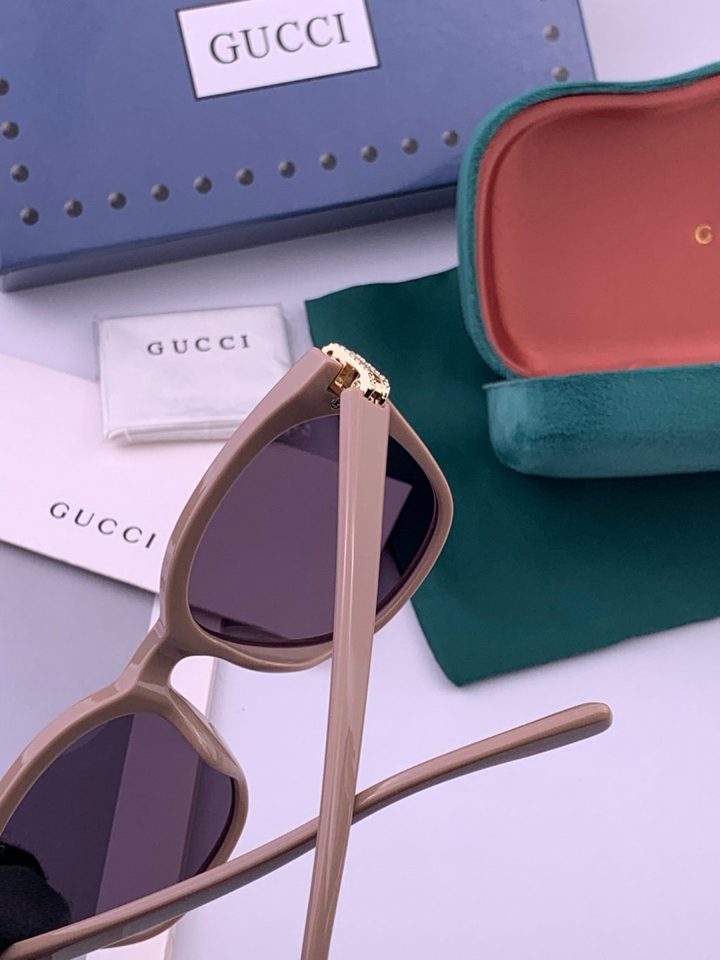 Gucci G6753 Round Black Lens Sunglasses for Men & Women - 382107 - detail image 3