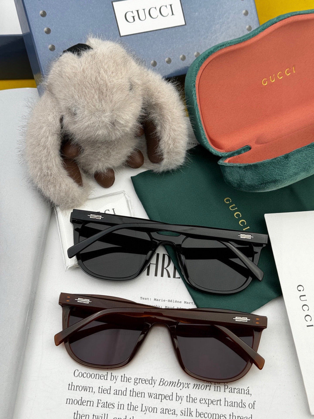 Gucci G97722 Polarized Square Gold Lens Sunglasses for Women - 382111 - detail image 5
