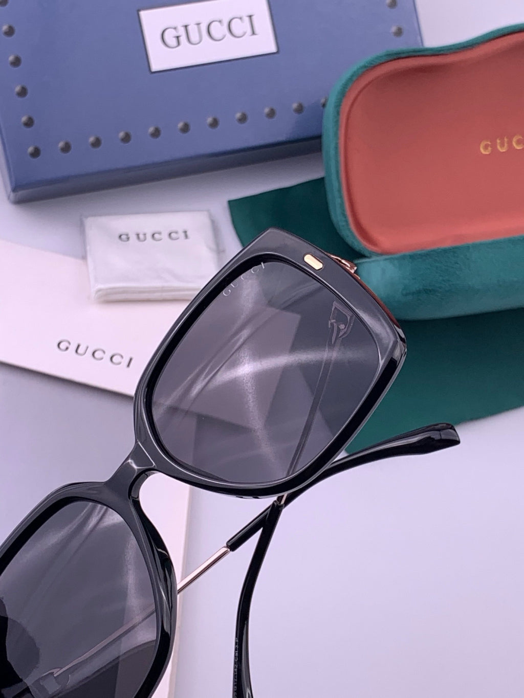 Gucci G9750 Polarized Square Red Lens Sunglasses for Women - 382088 - detail image 6