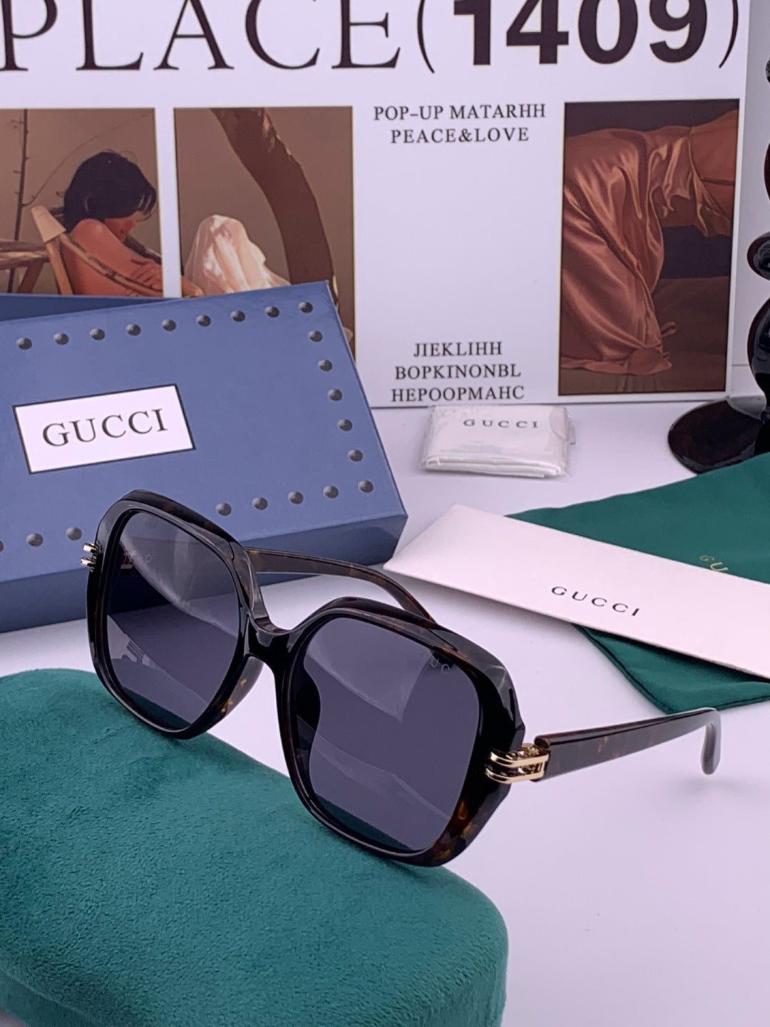 Gucci G2911 Polarized Square Red Lens Sunglasses for Women - 382091