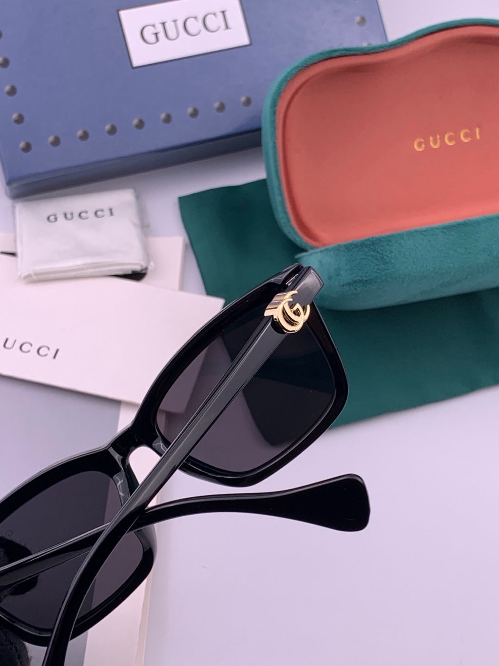 Gucci G0112 Polarized Square Pink Lens Sunglasses for Women - 382101 - detail image 4
