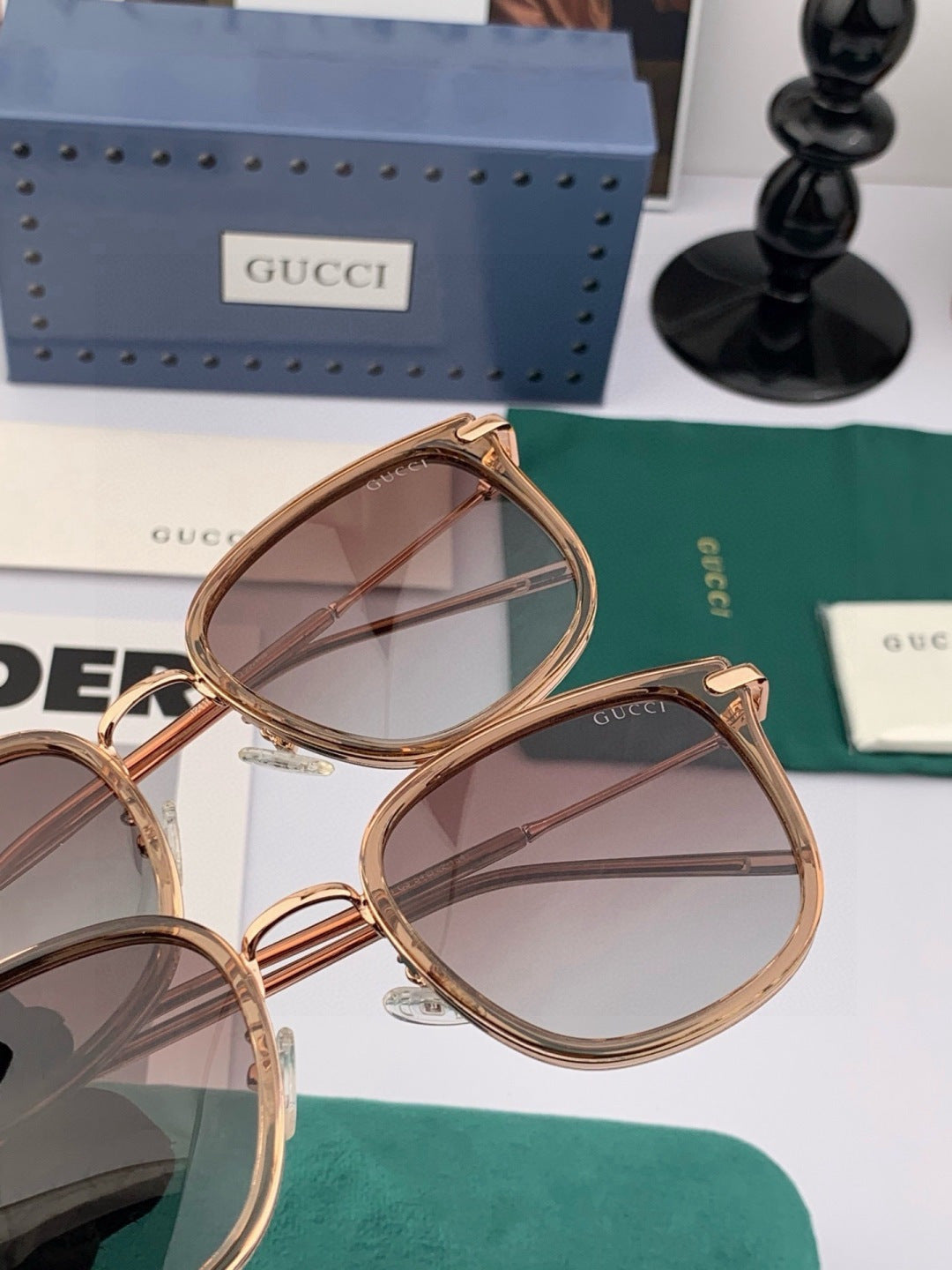 Gucci G5822 Polarized Oversized Black Lens Sunglasses for Men & Women - detail image 6