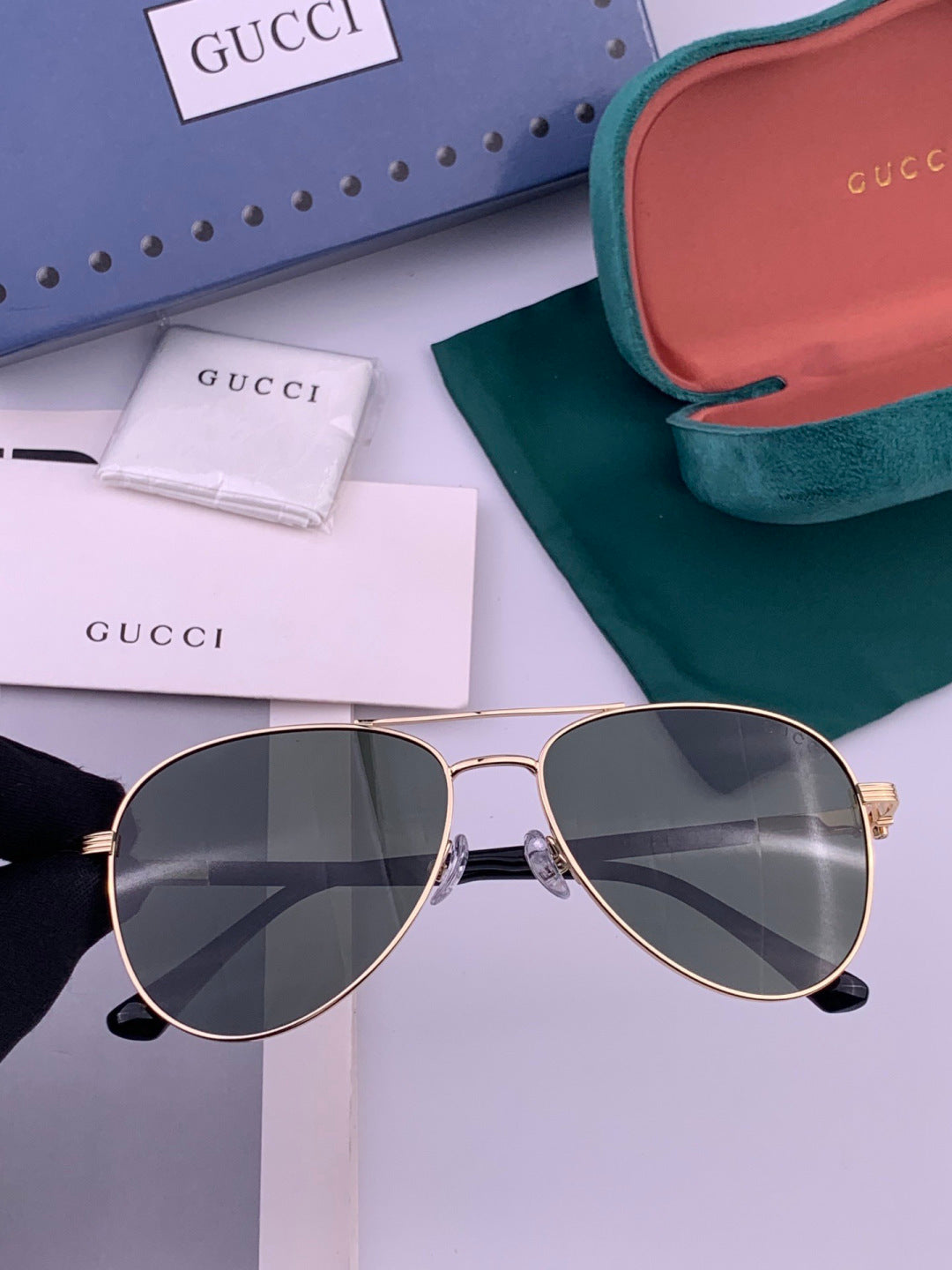 Gucci G0881 Polarized Aviator Blue Lens Sunglasses for Men & Women - detail image 3