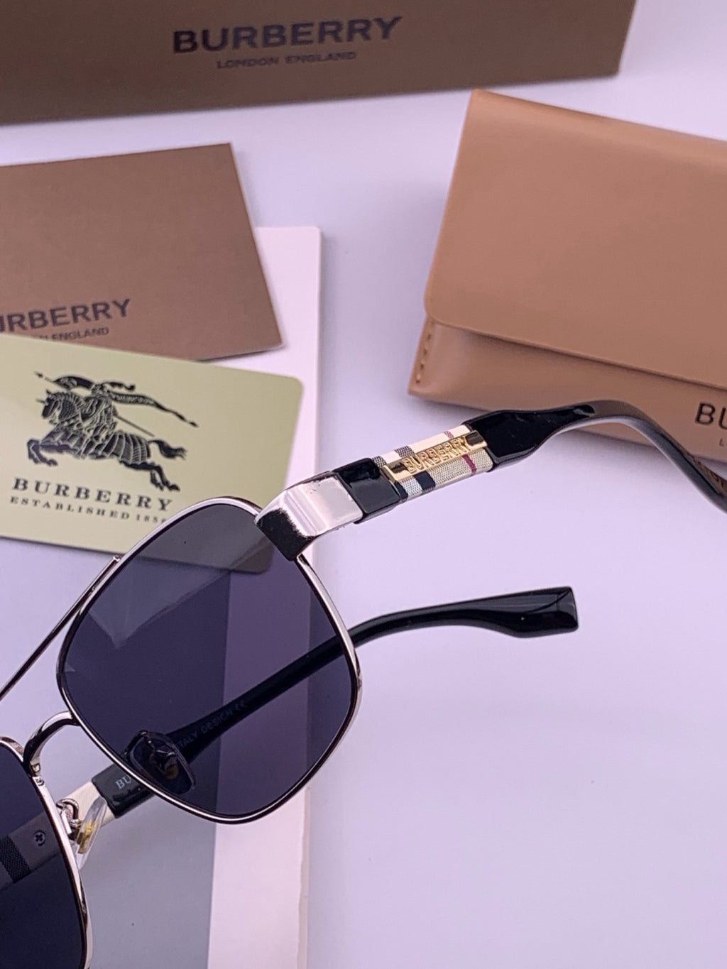 Burberry B201 Aviator Blue Lens Sunglasses for Men - 399085 - detail image 3