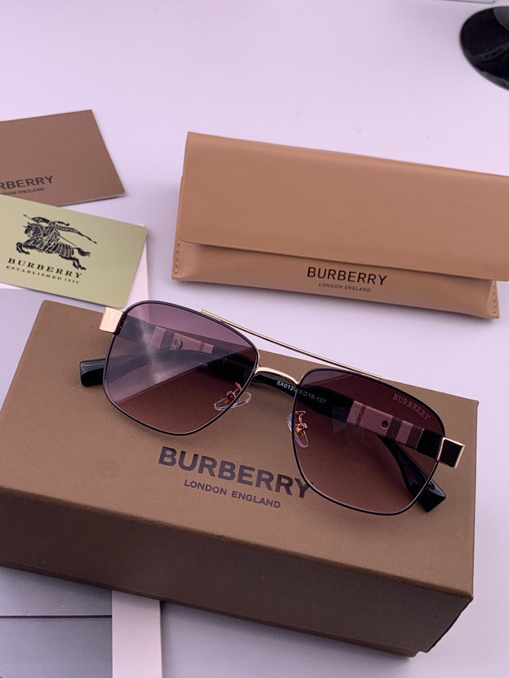 Burberry B201 Aviator Purple Lens Sunglasses for Men - 399086 - detail image 5