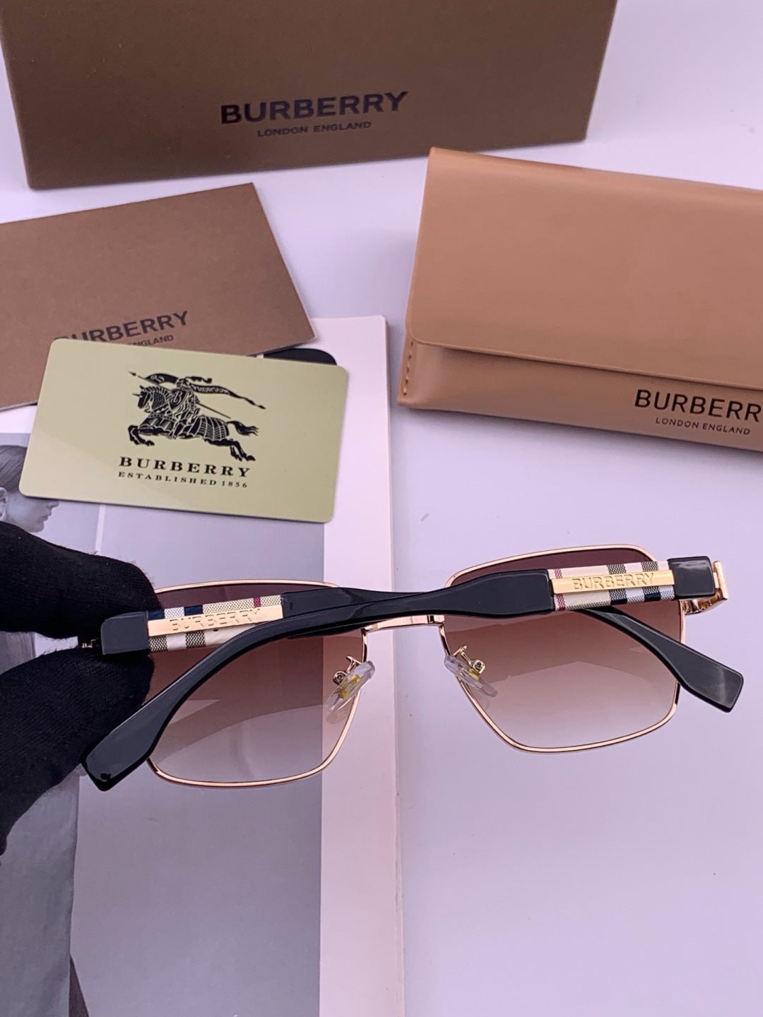 Burberry 101 Aviator Purple Lens Sunglasses for Men - 399088 - detail image 3