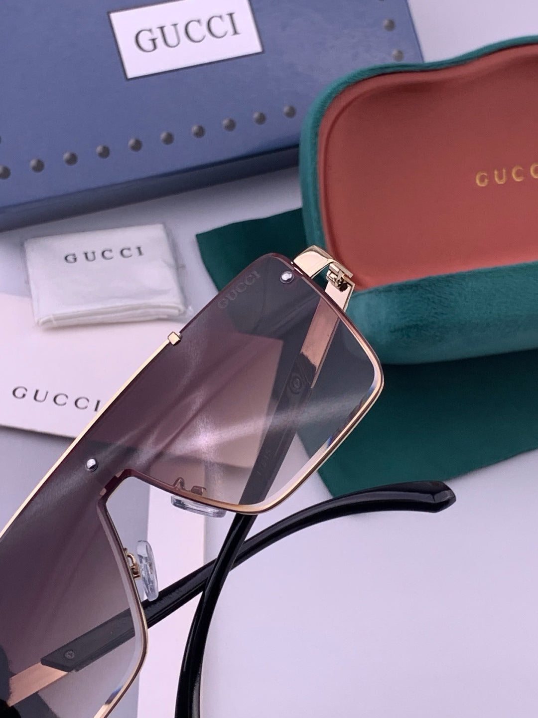 Gucci G51754 Aviator Black Lens Sunglasses for Men & Women - 398396 - detail image 5
