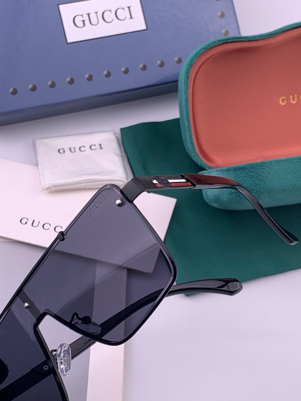 Gucci G51754 Aviator Black Lens Sunglasses for Men & Women - 398398 - detail image 3