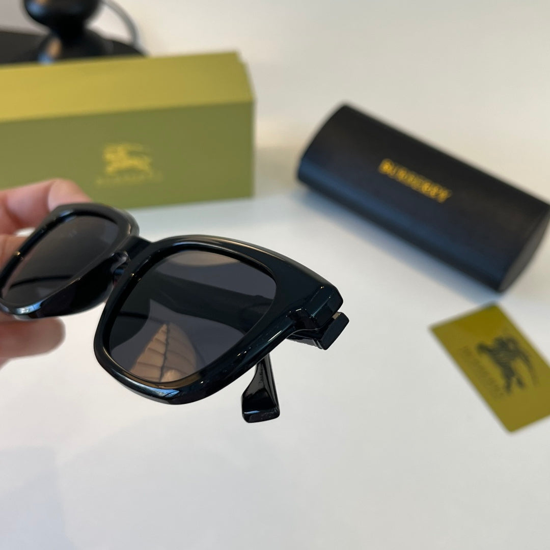 Burberry Folding Fashion Black Lens Sunglasses for Men & Women - 399121 - detail image 7