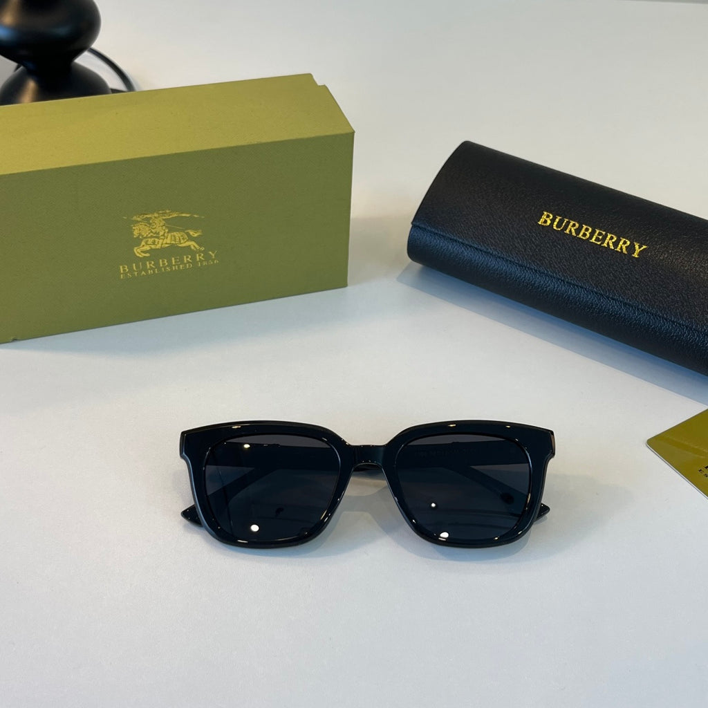Burberry Folding Fashion Black Lens Sunglasses for Men & Women - 399121 - detail image 5