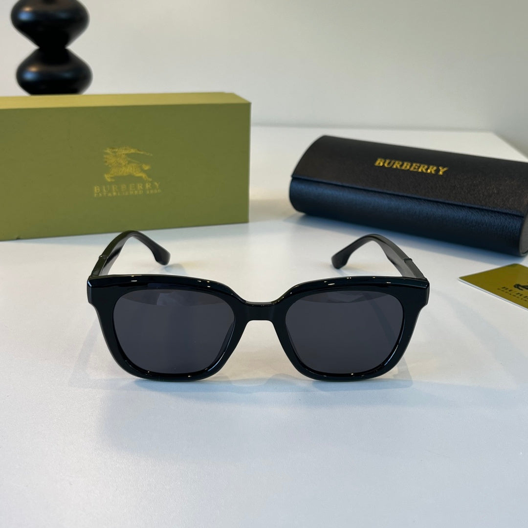 Burberry Folding Fashion Black Lens Sunglasses for Men & Women - 399121 - detail image 2