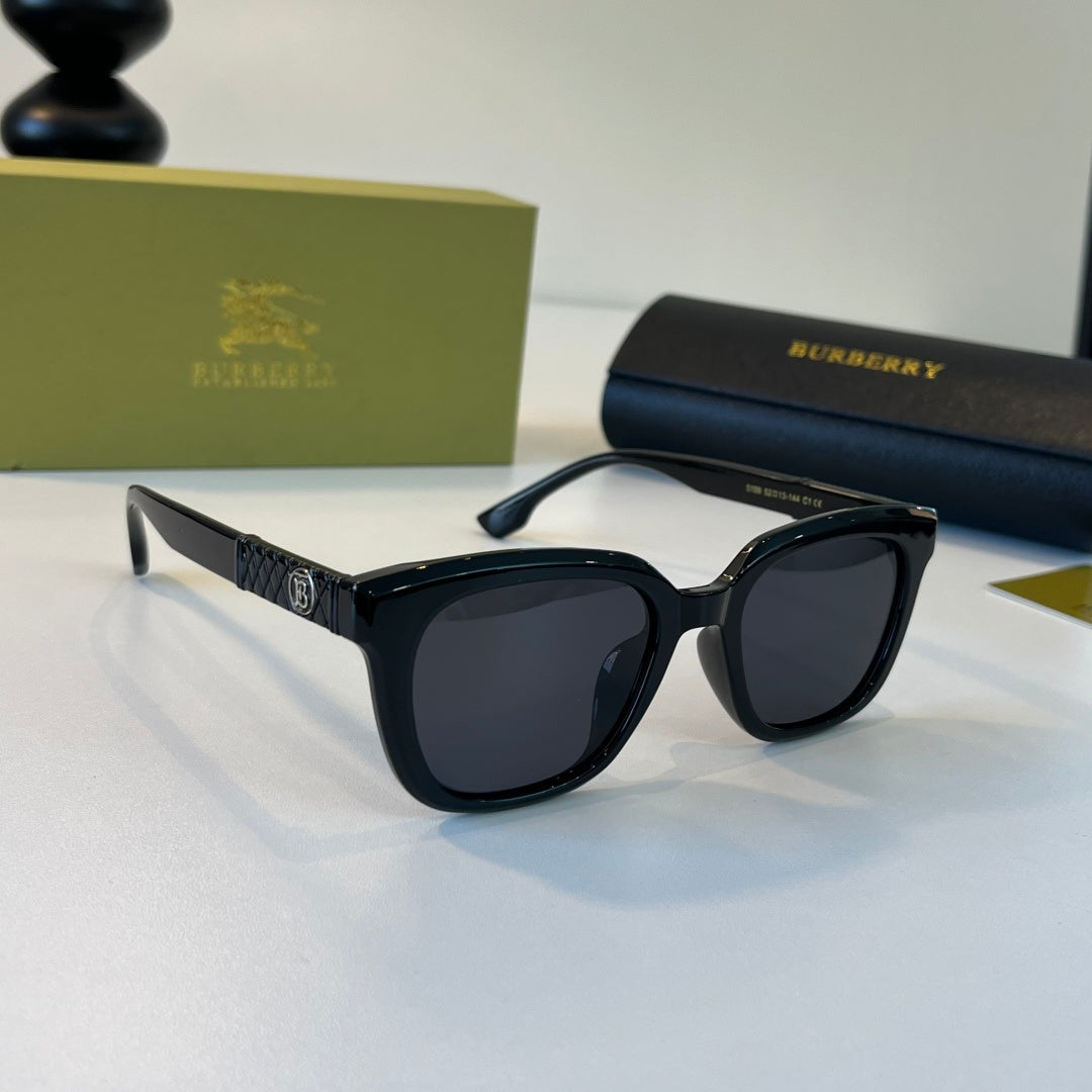 Burberry Folding Fashion Black Lens Sunglasses for Men & Women - 399121