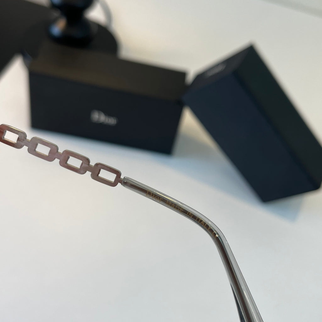 Dior Fashion Silver Lens Sunglasses for Men & Women - 398776 - detail image 9