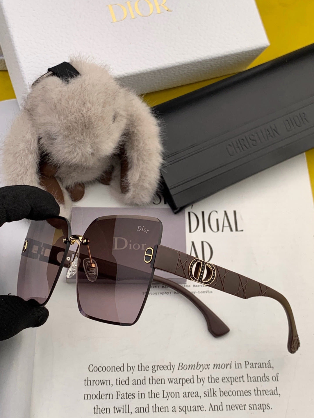 Dior D3550 Square Black Lens Sunglasses for Men & Women - 398688 - detail image 4