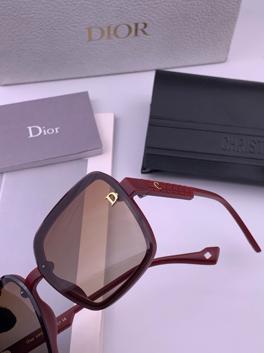 Dior D47002 Fashion Purple Lens Sunglasses for Men & Women - 398734 - detail image 2