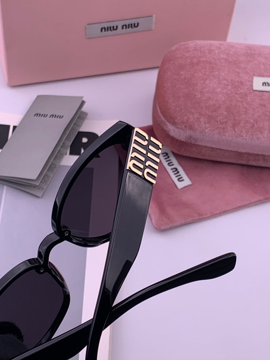 Miu Miu M7350 Fashion Black Lens Sunglasses for Men & Women - 399189 - detail image 5
