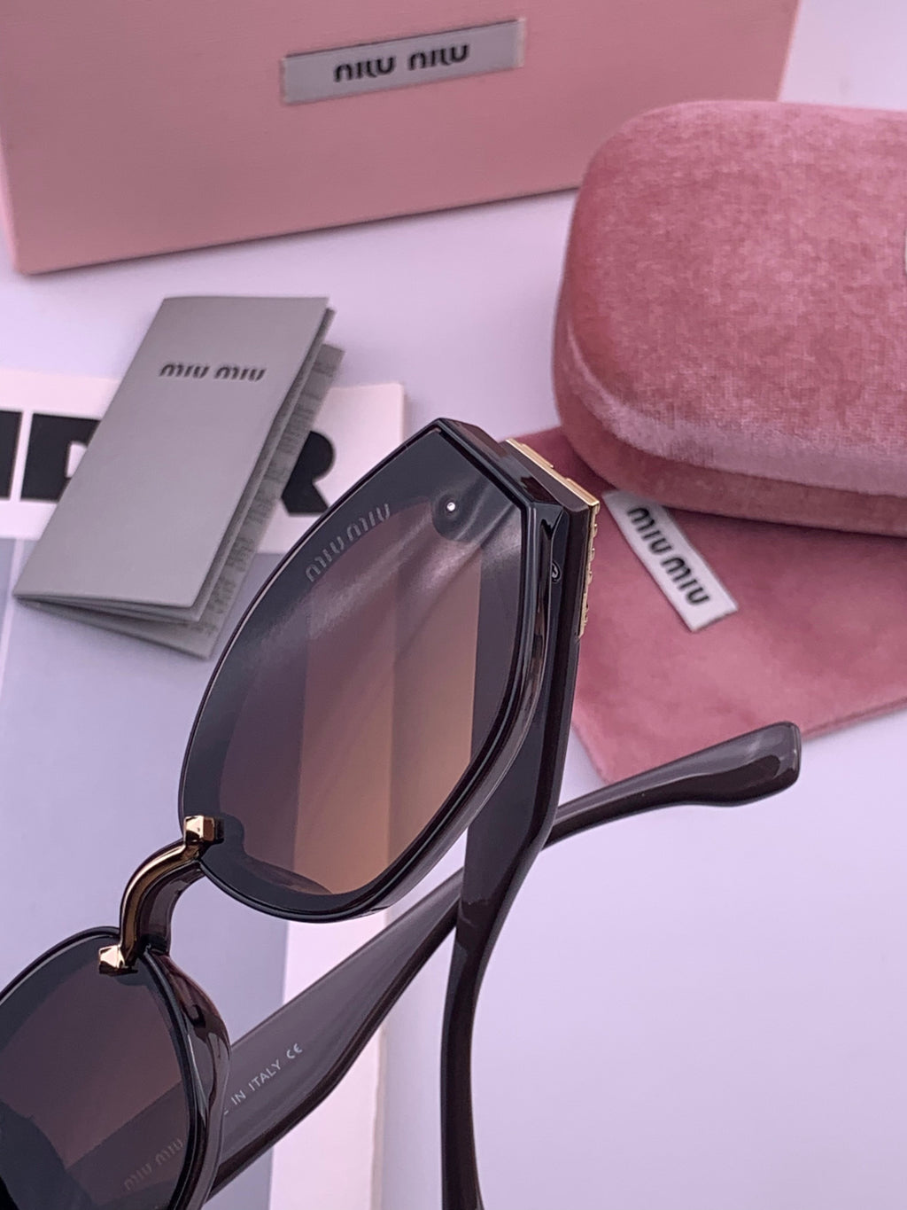 Miu Miu M7350 Fashion Black Lens Sunglasses for Men & Women - 399190 - detail image 6