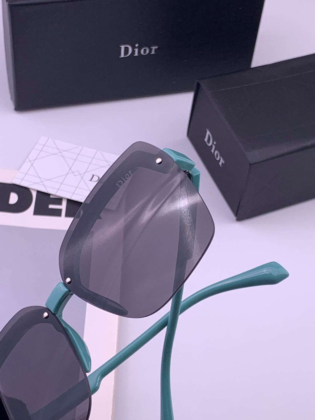 Dior D2130 Polarized Metal Fashion Gold Lens Sunglasses for Women - 398752 - detail image 3